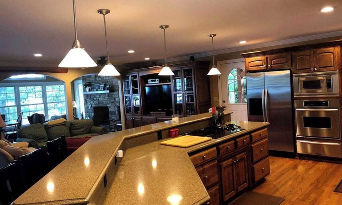 Clemson Casa | Beautiful Lake House Walking Distance to the Stadium.