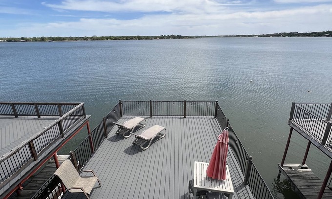Granbury Casa | Hermosas vistas, la mejor ubicación y excelente precio Lake House
