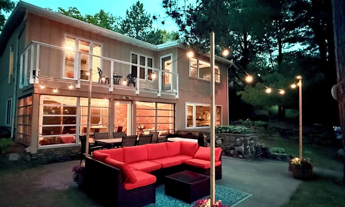 Wautoma Cabina | Cabaña con vista al lago, chimenea a leña, estacionamiento y parrilla.