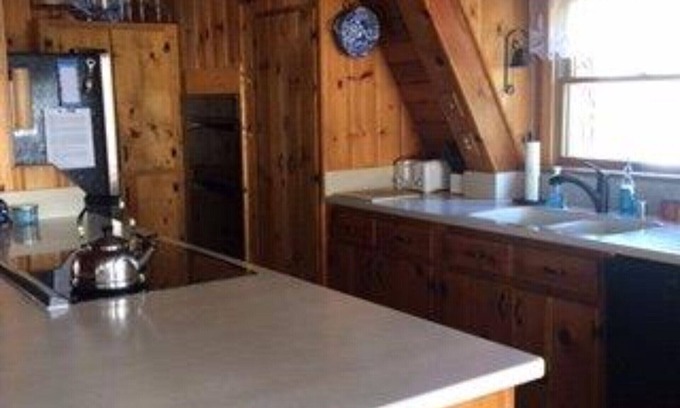 Lake Almanor Country Club Cabina | Hermosa cabaña frente al lago