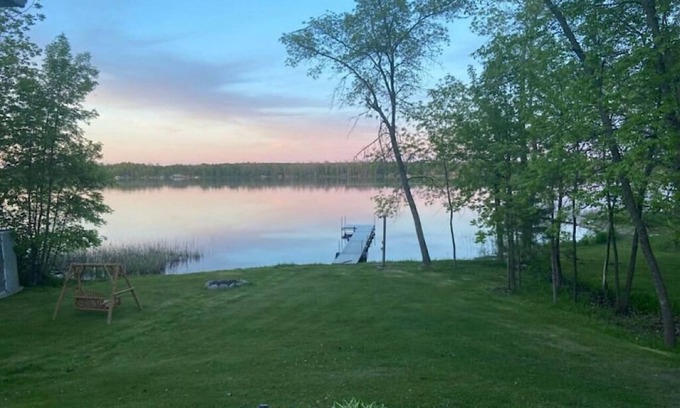 Longville Casa | Beautiful Lakehome nestled in Longville with panoramic views!