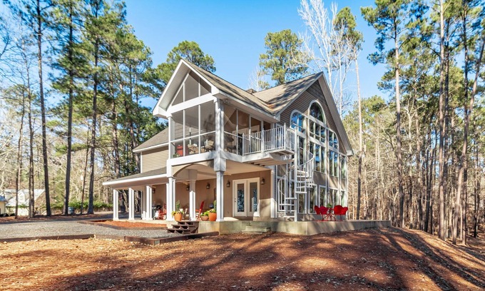 Lincolnton Cabina | Beautiful Lakehouse on Clarks Hill Lake