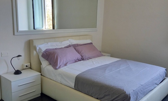 Tricolore Apartamento | HERMOSO APARTAMENTO PEQUEÑO EN MILAN CENTRO DE 5 MINUTOS A Via Montenapoleone