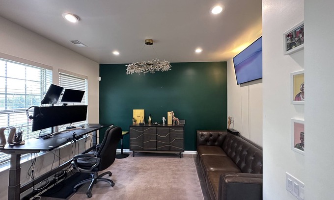 Livingston Condominio | Beautiful Livingston Cozy 3-bedroom condo with WiFi, AC