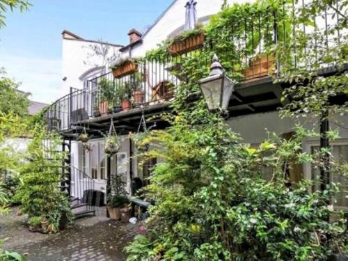 Stepney Green Casa | Beautiful Loft Home in Whitechapel Pass The Keys