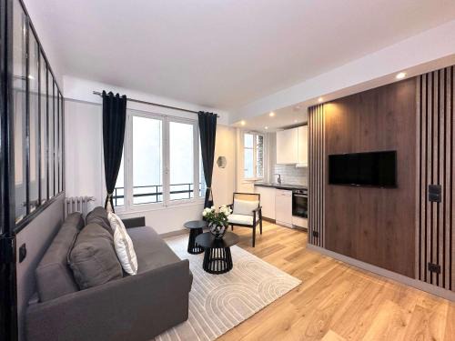 8th Arrondissement Apartamento | Beautiful Loft in Champs-Élysées