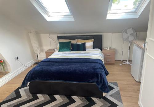 Kentish Town Casa | Beautiful loft with En-Suit in a family house,