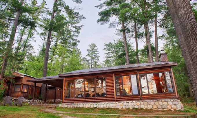 Mattawa Cabaña | Hermosa casa de troncos en el histórico río Mattawa (lago Chantplein)