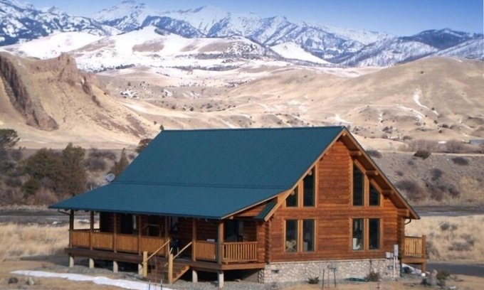 Emigrant Casa | Hermosa casa de registro en el río Yellowstone!