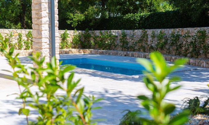 Sveti Anton Villa | Beautiful luxury villa for 8+2 persons with private pool in Malinska/Krk.
