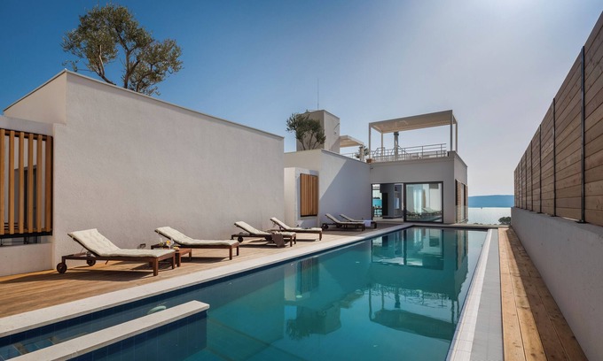 Marusici Casa | Beautiful Luxury Villa in fabulous Omiš with fitness room, WiFi, AC