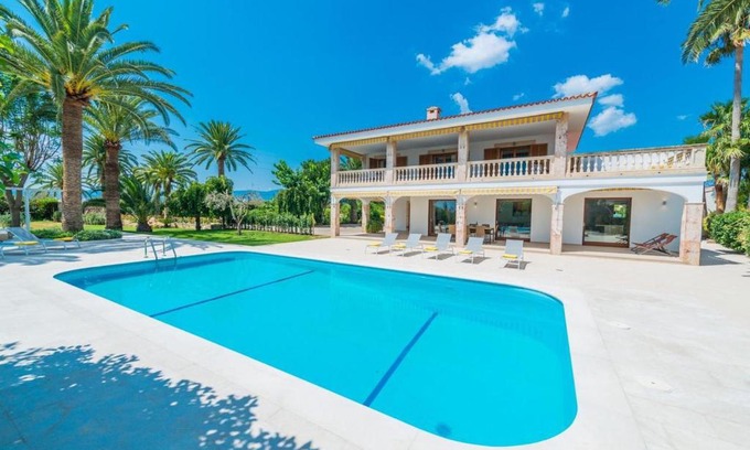 Marratxí Villa | Beautiful Mallorca Villa Can Raime 4 Bedrooms Gorgeous Garden & Private Pool Palma