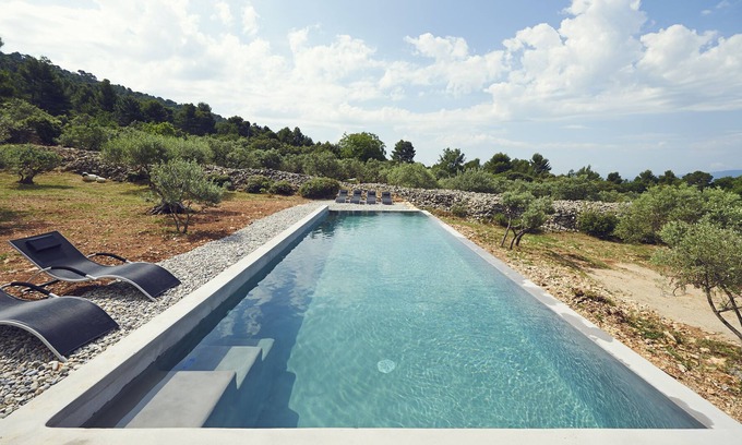 Aups Casa | Hermosa Mas en el campo con impresionantes vistas