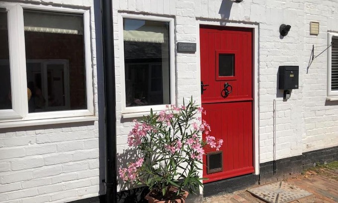 Moreton Casa | Beautiful mews cottage. Ledbury town centre.