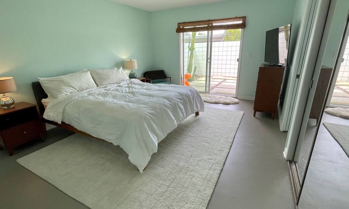 Canyon Corridor Casa | Beautiful Mid Century Palm Springs, Indian Canyons