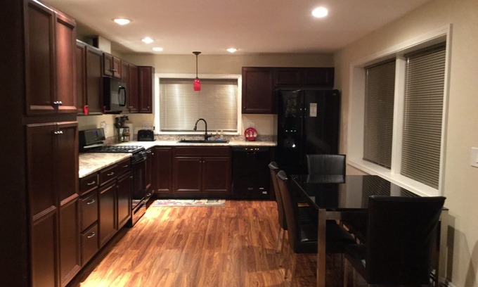 Rogers Park Casa | Hermosa, remodelada, ubicación en el centro, cerca de sendero para bicicletas