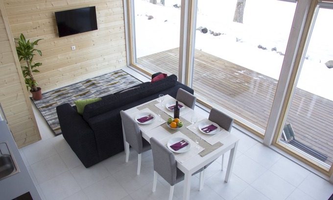 Luumaki Villa | Hermosa mini villa justo en la orilla del lago