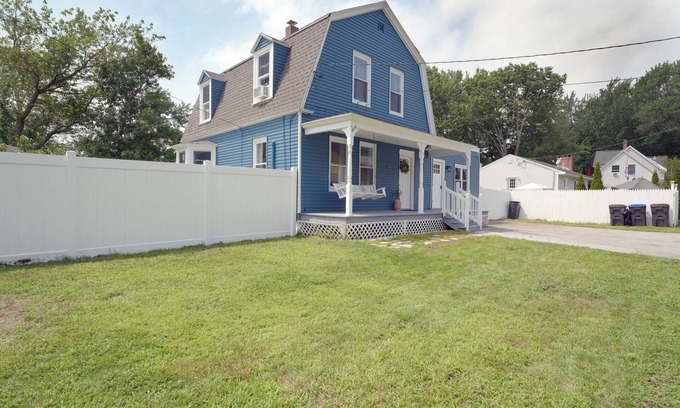 Old Orchard Beach Casa | Beautiful Modern Beach House In Old Orchard Beach!