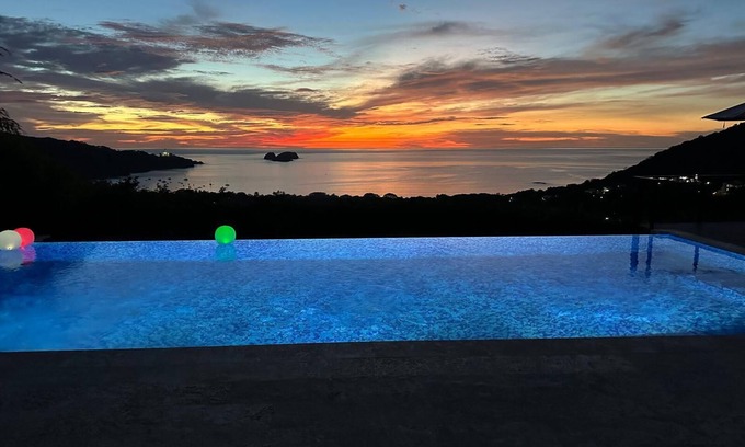 Playa Panamá Casa | Beautiful modern style home with panoramic ocean view