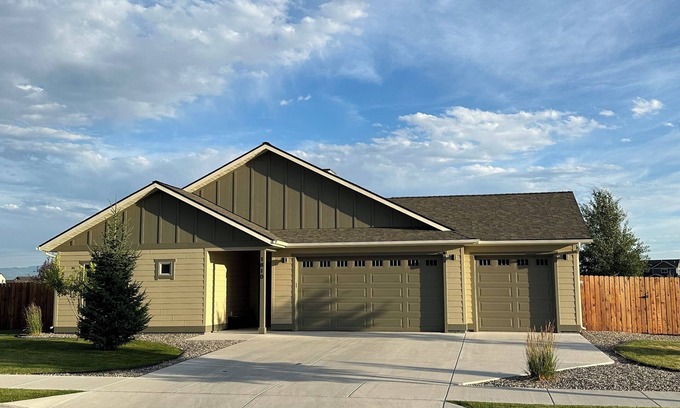 Bozeman Casa | Beautiful Montana home with panoramic mountain views