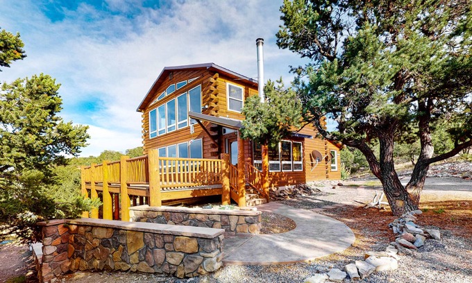 Del Norte Casa | Beautiful Mountain-Top Home on 40-Plus Acres in South Fork w/Free WiFi/Decks