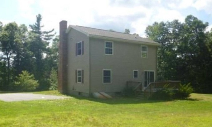 Leominster Casa | BEAUTIFUL NEW ENGLAND HOME NEAR WACHUSETT MTN, WORCESTER JUST 1HR BOSTON, NH, VT