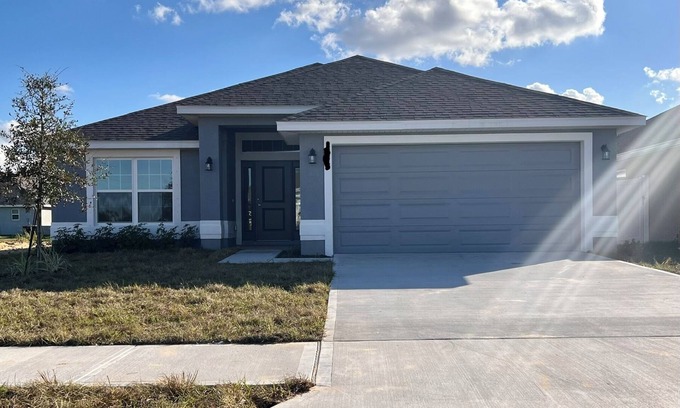 Cocoa Casa | Beautiful new house - 4bed 2bath