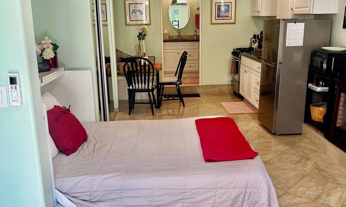 Mount Helix Apartamento | Hermoso NUEVO One Bedroom Studio en San Diego (Mt. Hélice)