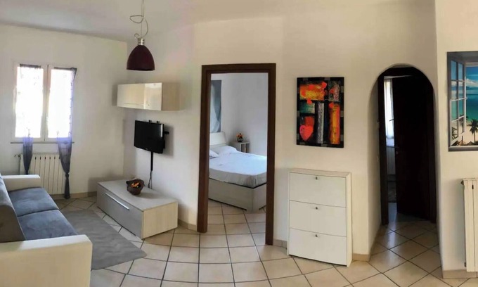 Andora Casa | Beautiful Newly Remodeled 2Story house 5 min from beach for families and couples