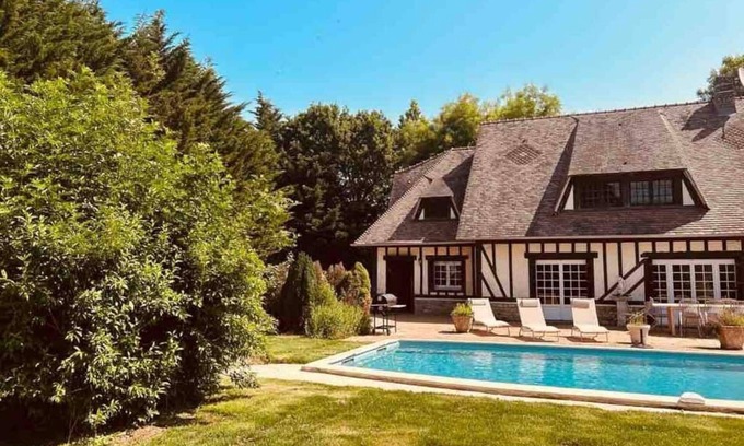Auberville Casa | Beautiful Normand-style house with pool, 3 minutes from the beach