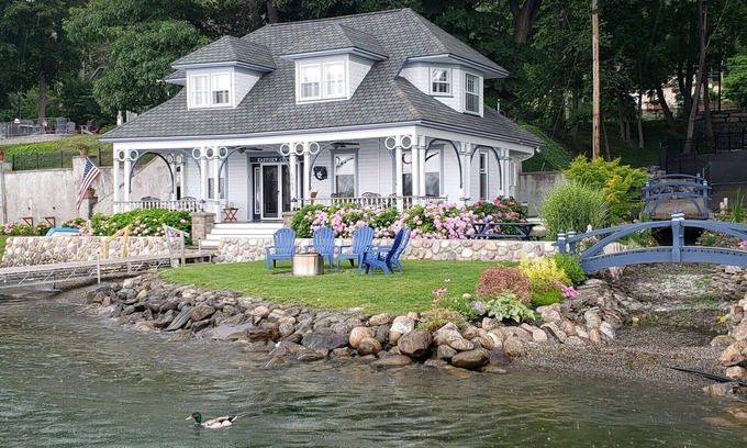 Penn Yan Casa | Hermosa casa nostálgica frente al mar de Keuka