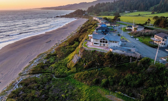 Smith River Casa | Beautiful Ocean Oasis