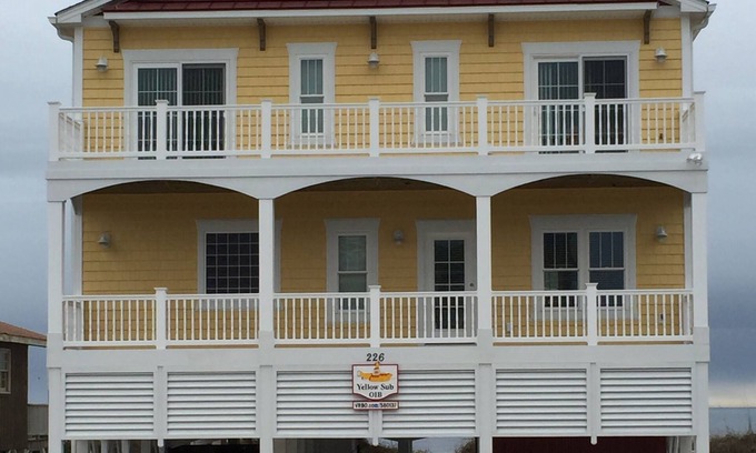 Ocean Isle Beach Casa | Hermosa casa frente al mar con impresionantes vistas