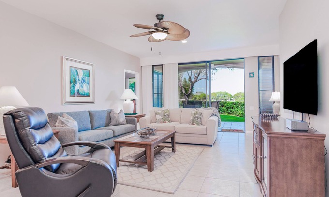 Waikoloa Condominio | Beautiful ocean view condo with pool, lanai, hot tub, & W/D