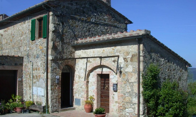 Murlo Casa | Hermosa casa de campo restaurada con vistas abiertas cerca de Siena