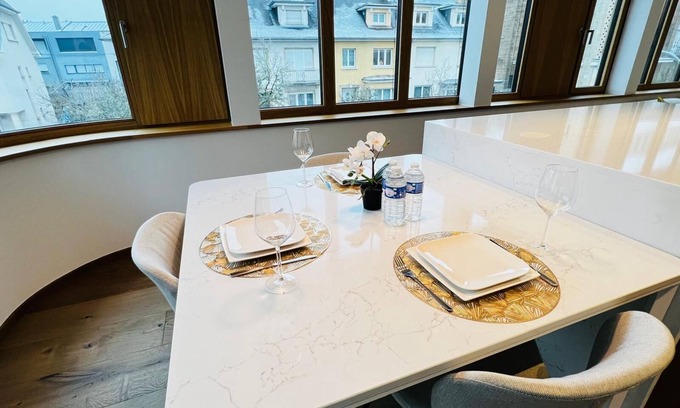 Belair Apartamento | Beautiful one bedroom w balcony&parking