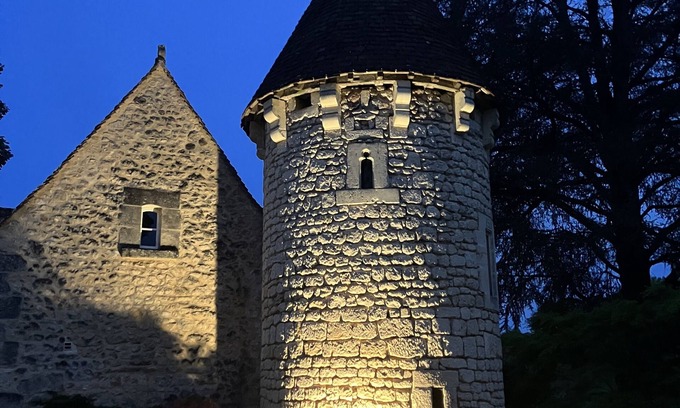 La Fagette Casa | Beautiful one bedroom chateau on the banks of the River Vézere in Perigord Noir