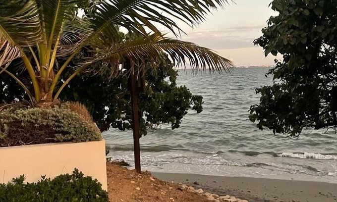 Portmore Apartamento | Beautiful One bedroom apartment with beach and swimming pool