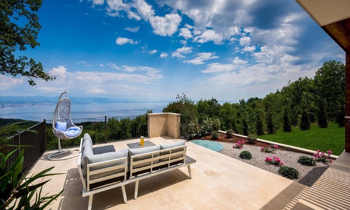 Opatija Villa | Beautiful Opatija Villa | Villa Mare | 4 Bedrooms | Spectacular Sea Views & Private Pool & Mini Golf Course