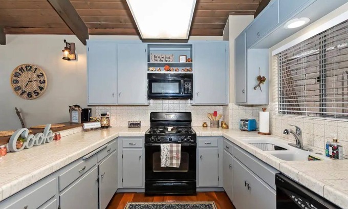 Crestline Cabina | Beautiful open cabin with mountain views and just 2 minutes from Lake Gregory