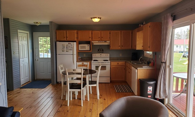 Corran Ban Cabaña | Beautiful PEI Ocean View 3 bedroom Cottage