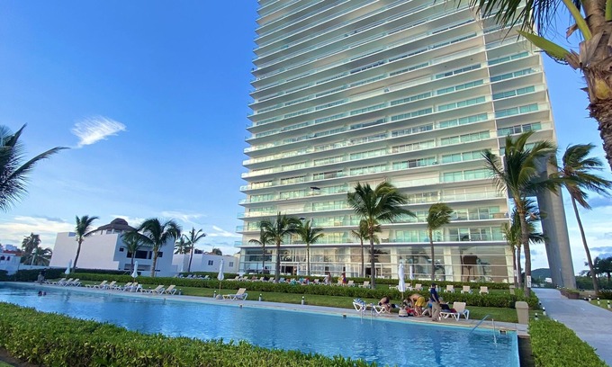 Cerritos Apartamento | Hermoso Peninsula 3 Recámaras Frente al Mar