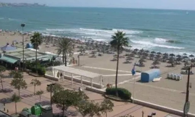 Fuengirola Apartamento | BEAUTIFUL PENTHOUSE SOLARIUM IN BOLICHES BEACH