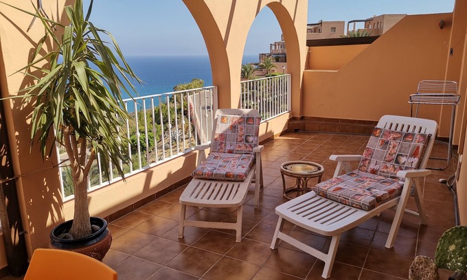 La Parata Apartamento | Impresionante Ático con vistas al mar!