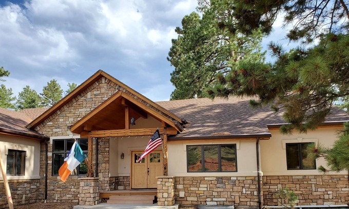 Perry Park Cabina | Beautiful Perry Park Cabin