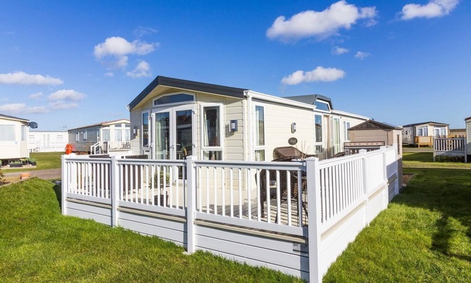 Lowestoft Casa | Casa de campo con capacidad para 6 camas para perros en Suffolk con grandes terrazas ref 40126