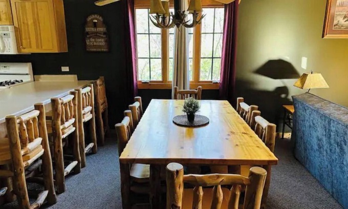 Utica Cabina | Beautiful place at Starved Rock - North Utica
