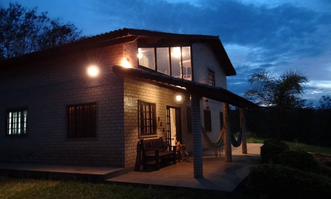 Itupeva Casa | Hermoso lugar cerca de parques y outlet