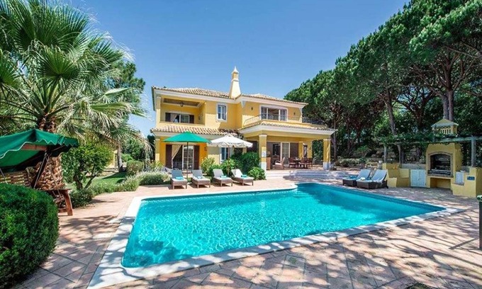 Quinta do Lago Villa | Beautiful Portugal Villa | 4 Bedrooms | Villa Gemstone | Private Pool & BBQ | Almancil