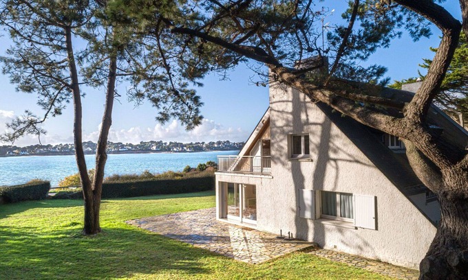 Saint-Philibert Villa | Estupenda casa de vacaciones privada para 13 personas con WIFI, TV, terraza y mascotas permitida
